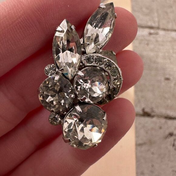Vintage Eisenberg Clear Rhinestone Glam Brooch And Earring Set - Picture 6 of 10